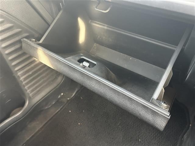 Suzuki SPACIA 2018 7194545-28