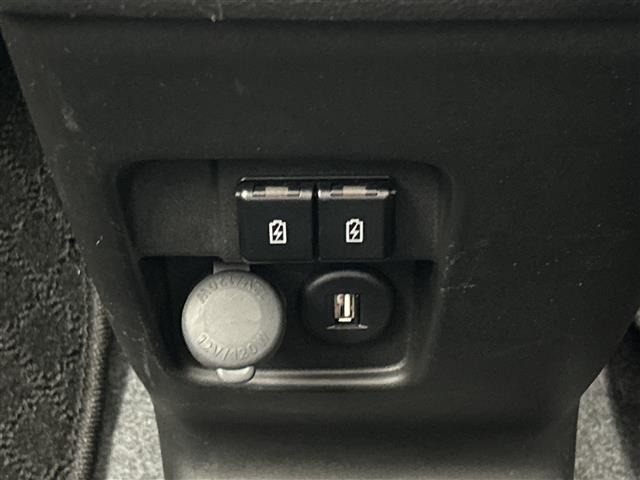 Suzuki SPACIA 2023 7204213-5