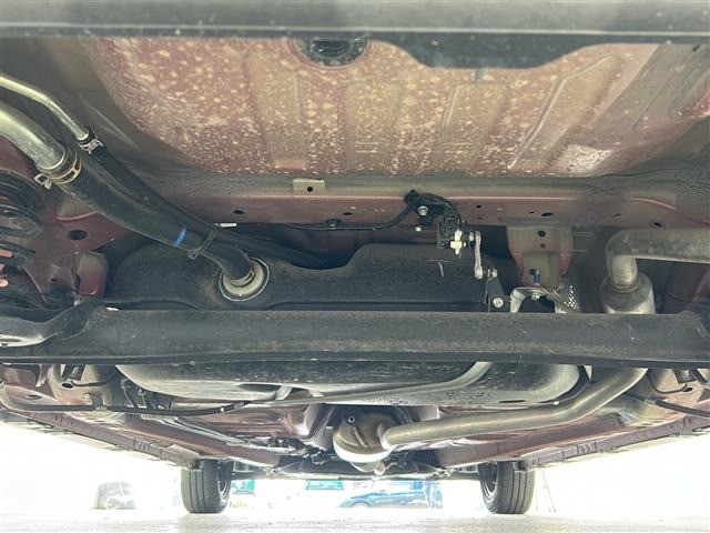 Suzuki SPACIA 2022 7204279-13