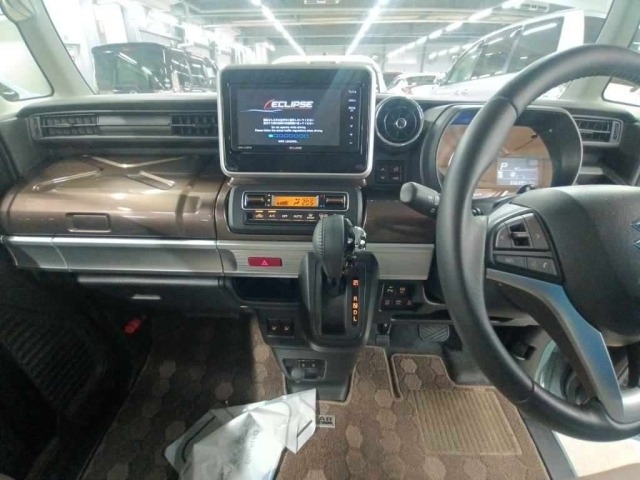 Suzuki SPACIA 2023 7204317-11