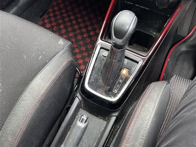 Suzuki SWIFT 2020 7202537-9