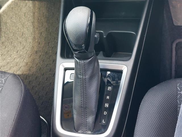 Suzuki SWIFT 2018 7202538-10