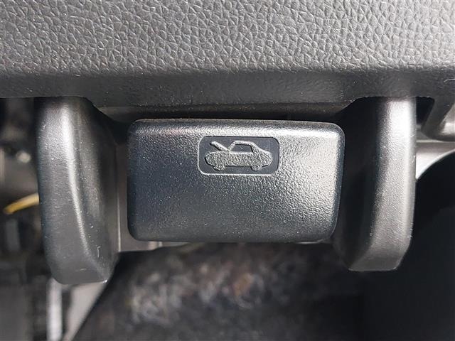 Suzuki SWIFT 2018 7202538-15