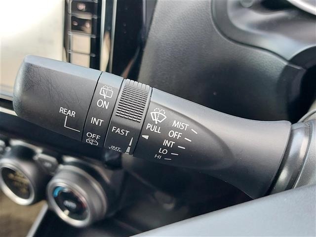 Suzuki SWIFT 2018 7202538-26