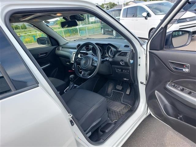 Suzuki SWIFT 2018 7202538-3