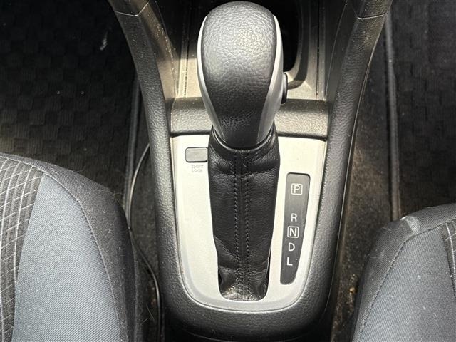 Suzuki SWIFT 2015 7202542-1