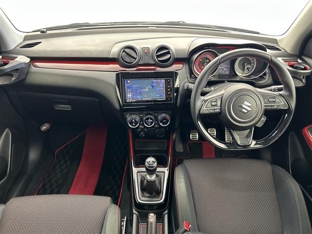 Suzuki SWIFT 2019 7202558-3