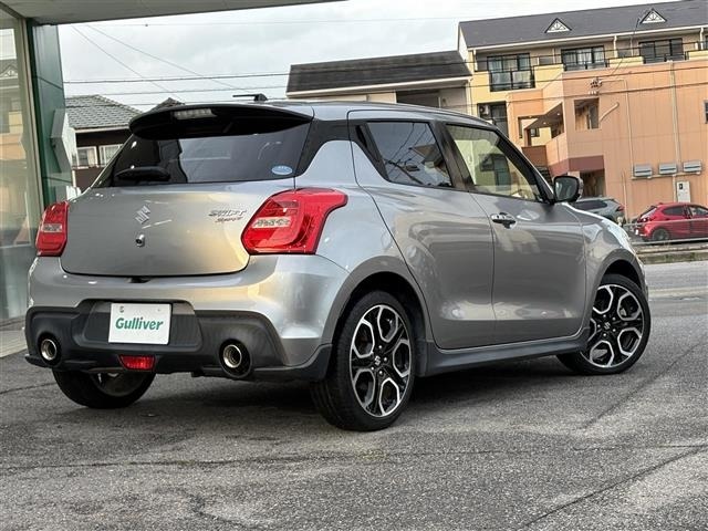 Suzuki SWIFT 2018 7202559-8