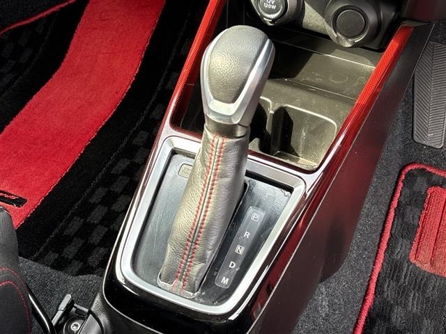 Suzuki SWIFT 2021 7202578-8