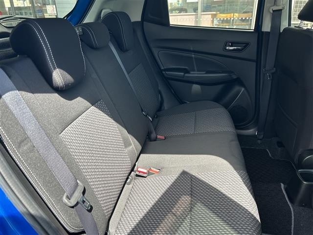 Suzuki SWIFT 2017 7202600-8