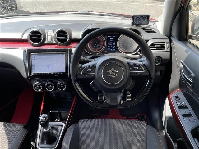 Suzuki SWIFT 2023 7202634-17