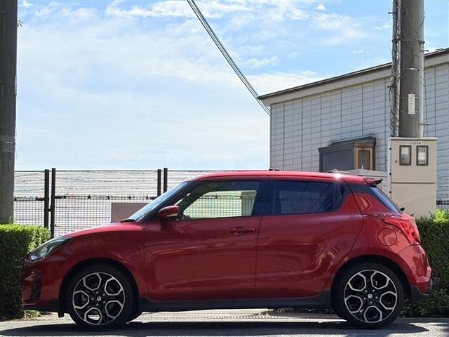 Suzuki SWIFT 2023 7202689-18