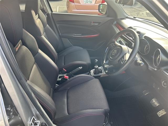 Suzuki SWIFT 2019 7202713-4
