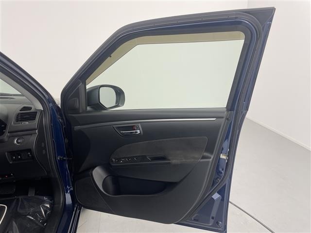Suzuki SWIFT 2015 7202716-6