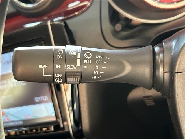 Suzuki SWIFT 2022 7202721-7