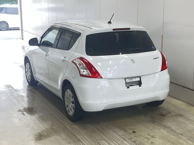 Suzuki SWIFT 2013 7202722-1
