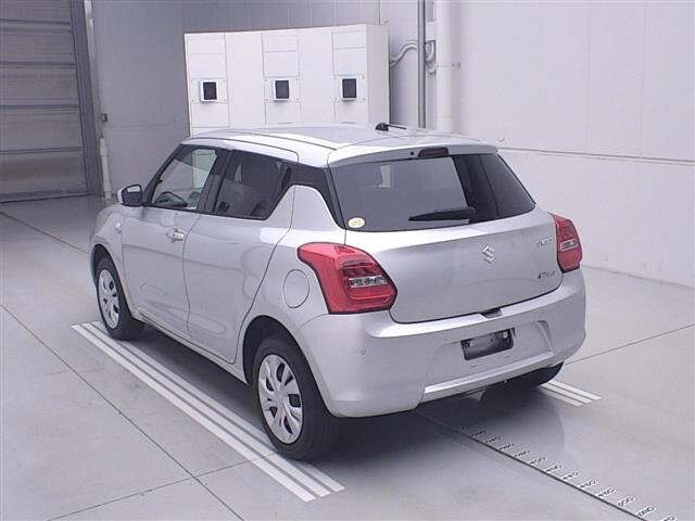 Suzuki SWIFT 2021 7202791-1