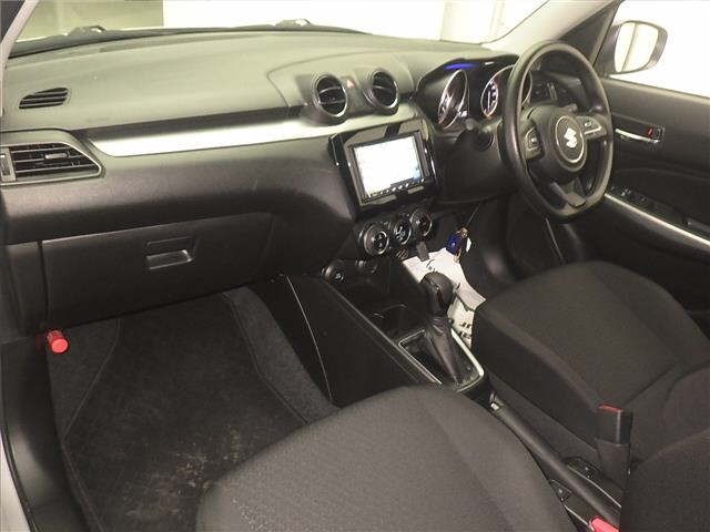 Suzuki SWIFT 2021 7202791-4