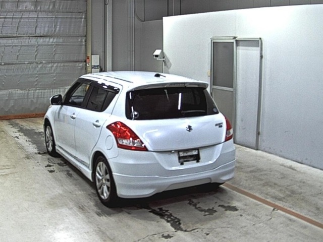 Suzuki SWIFT 2014 7202797-1