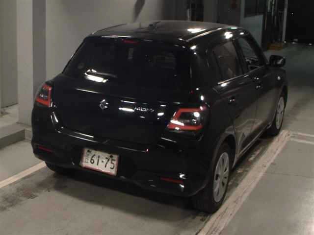 Suzuki SWIFT 2024 7202816-5