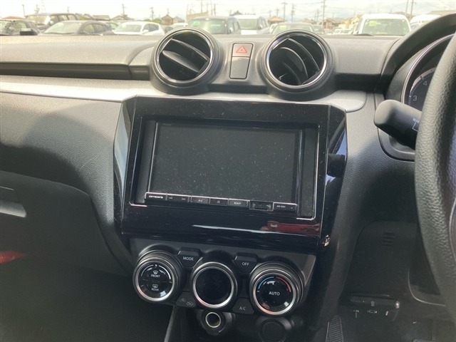 Suzuki SWIFT 2021 7202850-4