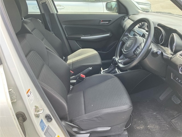 Suzuki SWIFT 2021 7202850-5
