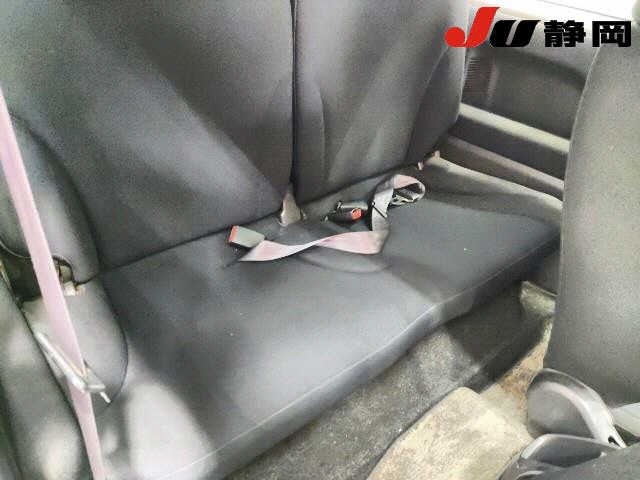 Suzuki SWIFT 2004 7202851-8