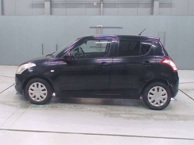 Suzuki SWIFT 2013 7202859-4
