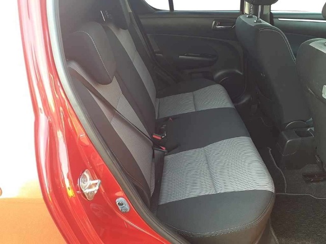 Suzuki SWIFT 2012 7202860-10