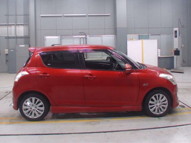 Suzuki SWIFT 2012 7202860-3