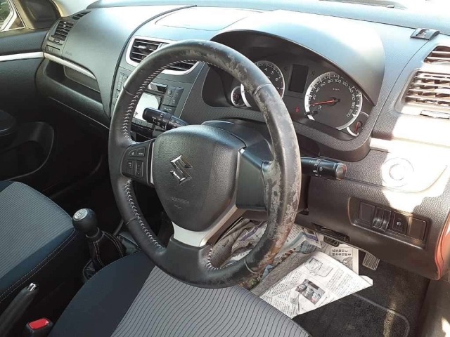 Suzuki SWIFT 2012 7202860-7