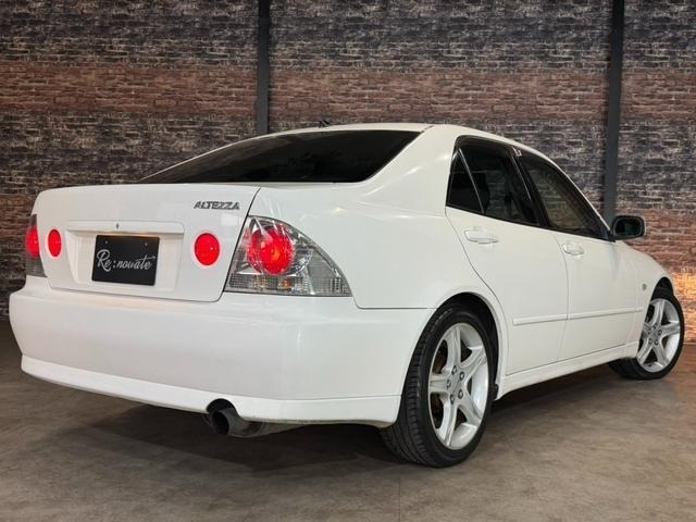 Toyota ALTEZZA 1999 7233481-26