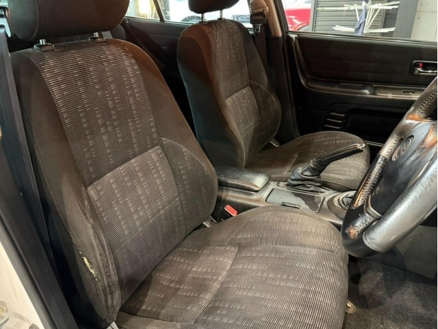 Toyota ALTEZZA 1999 7233481-36