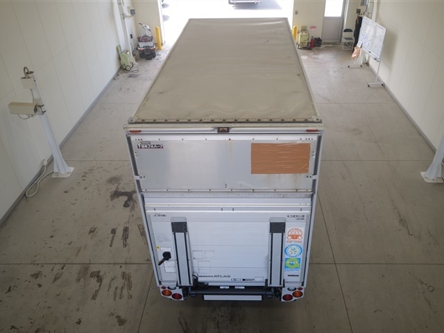 Nissan ATLAS 2012 7233590-3