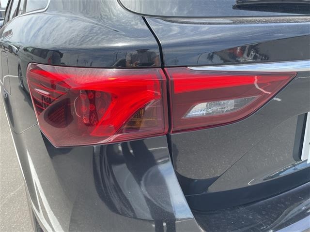Toyota AVENSIS WAGON 2016 7229502-13