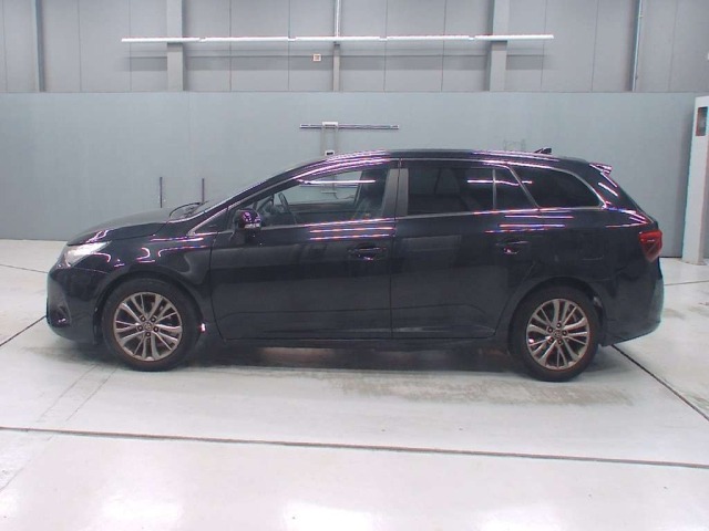 Toyota AVENSIS WAGON 2018 7229514-4