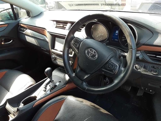 Toyota AVENSIS WAGON 2018 7229514-7