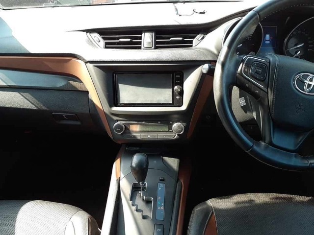 Toyota AVENSIS WAGON 2018 7229514-9