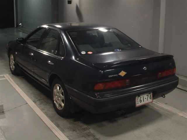 Nissan CEFIRO 1991 7231558-1