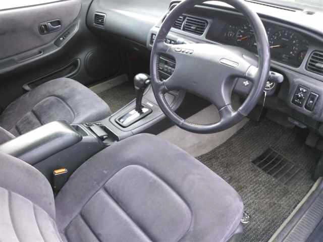 Nissan CEFIRO 1991 7231558-3