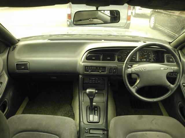 Nissan CEFIRO 1991 7231558-8