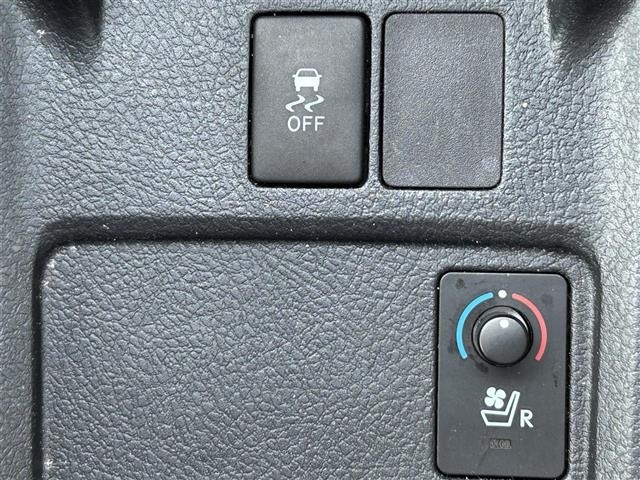 Toyota COROLLA AXIO 2013 7209130-12