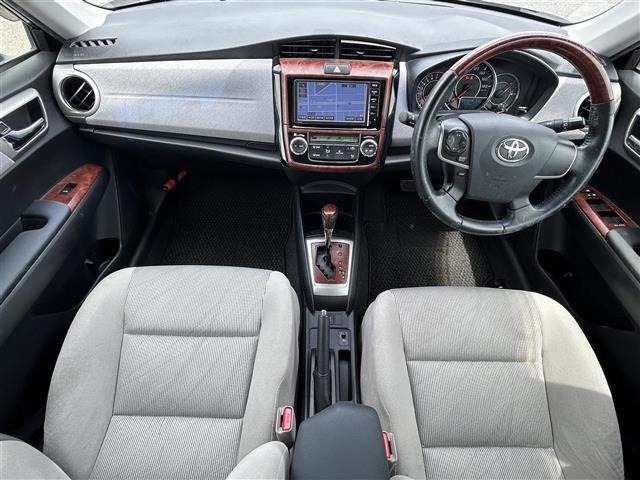 Toyota COROLLA AXIO 2013 7209130-18
