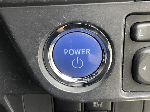 Toyota COROLLA FIELDER 2018 7209133-3