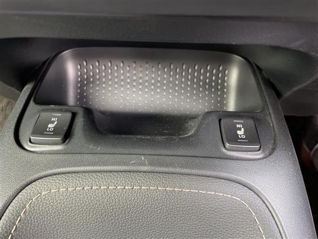 Toyota COROLLA TOURING 2024 7230984-4
