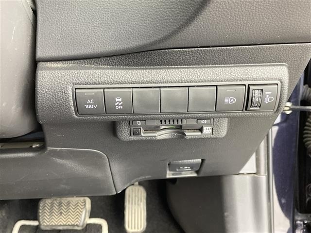 Toyota COROLLA TOURING 2022 7230997-10
