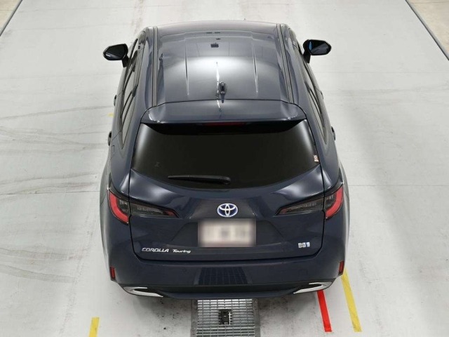 Toyota COROLLA TOURING 2023 7231015-8