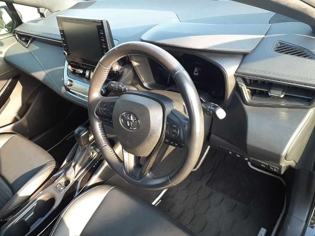 Toyota COROLLA TOURING 2020 7231019-7