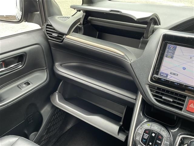 Toyota ESQUIRE 2016 7229081-12