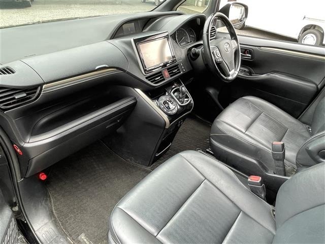 Toyota ESQUIRE 2016 7229081-2